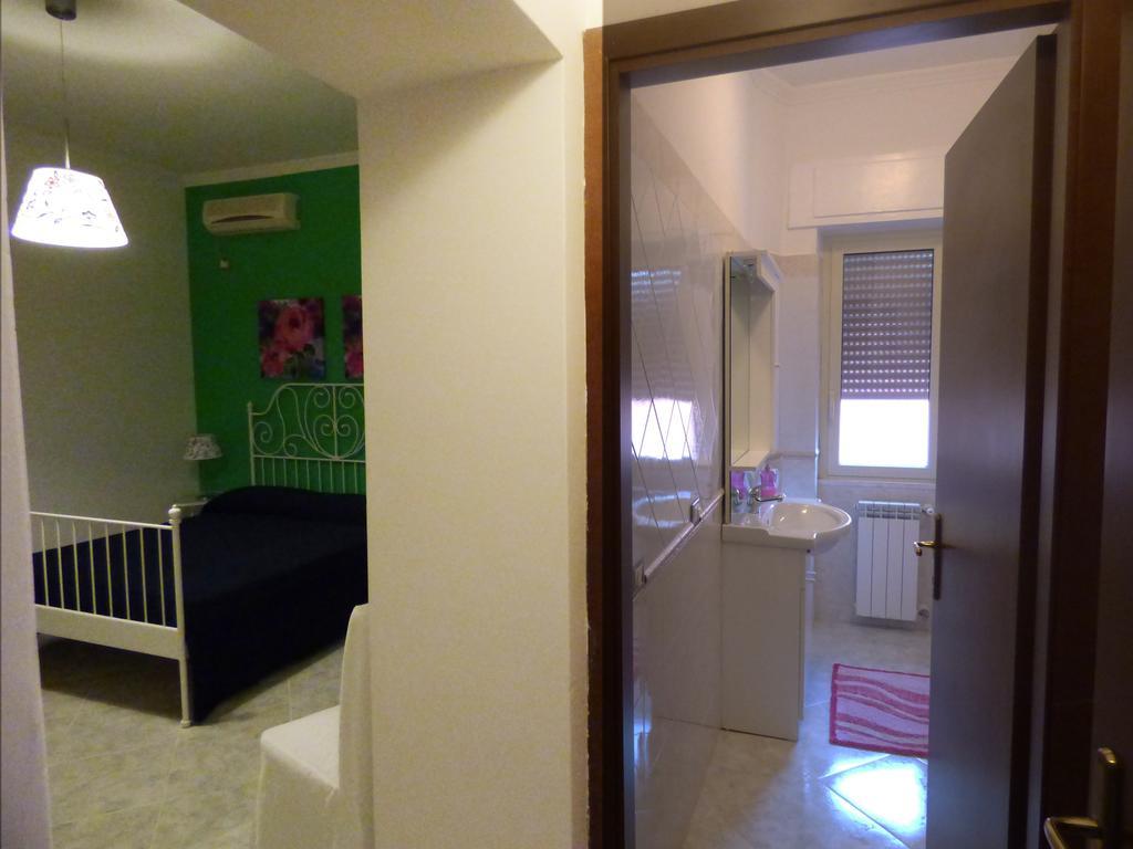 Bed and breakfast La Darsena Di Fiumicino Chambre photo